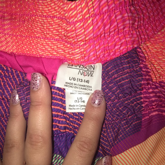 Running shorts - Picture 3 of 3